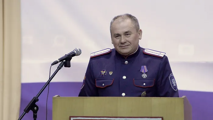 1.00_31_16_30.Still015