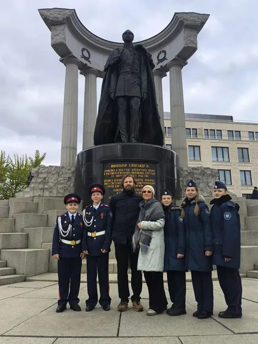 f3174685-072b-4204-8f12-63f0968fb27a