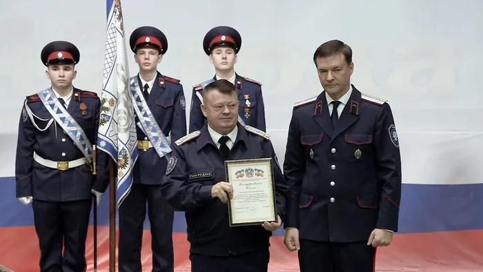 1.00_15_11_49.Still003